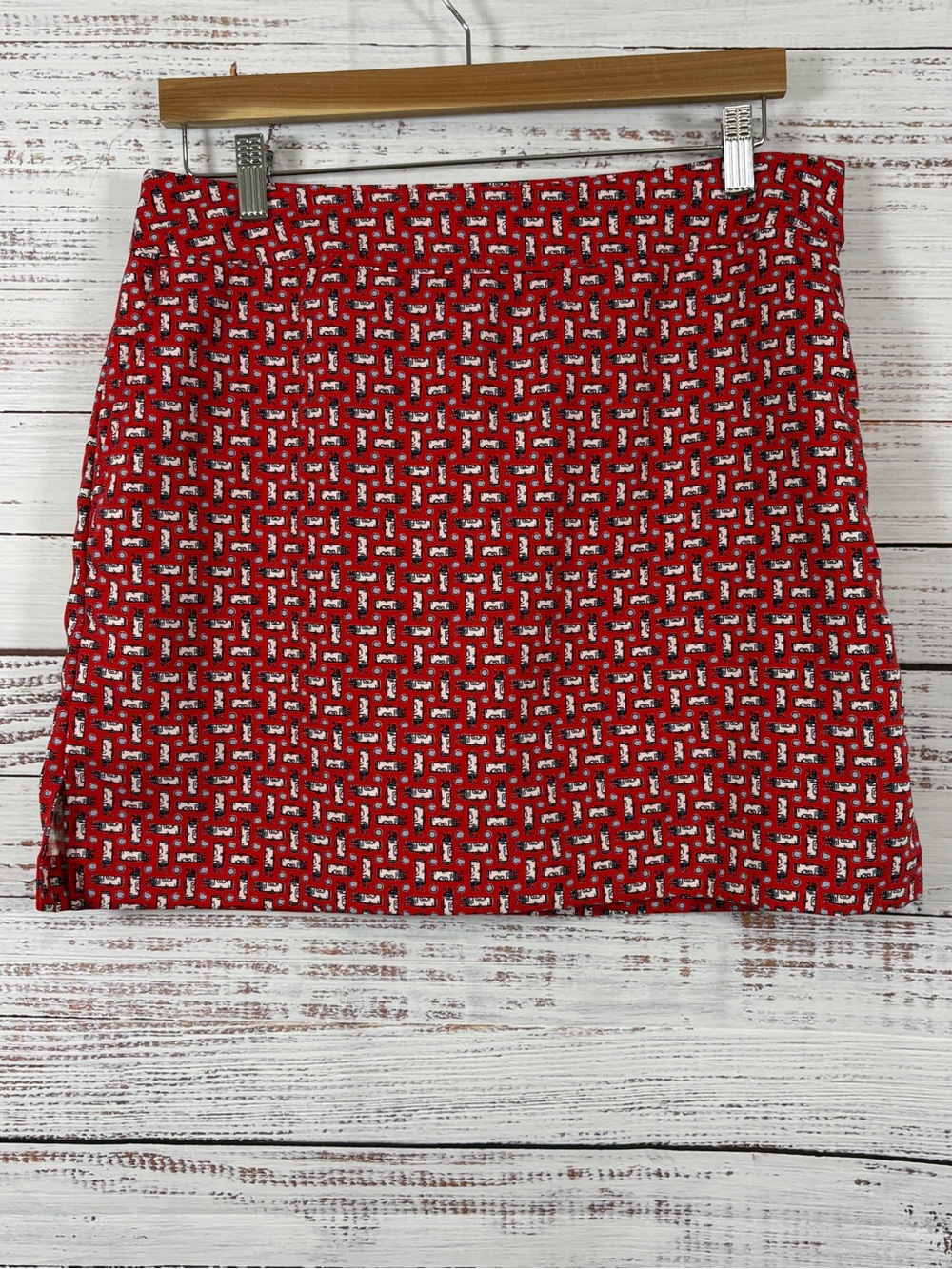 Izod Golf Red Golf Club Bag Print Skort